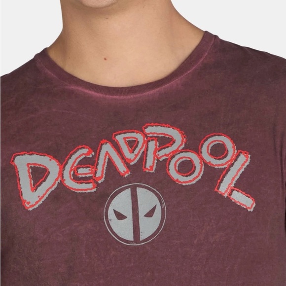 Deadpool & Wolverine Men’s & Big Men's Mineral Wash Graphic Tee - Picture 5 of 6